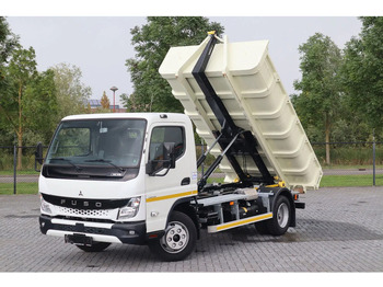 Camion ampliroll FUSO