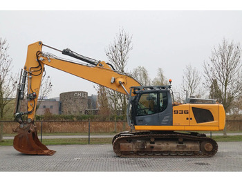 Pelle de démolition LIEBHERR R 936