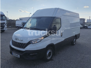 Fourgon grand volume IVECO Daily 35s16