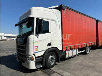 Camion à rideaux coulissants SCANIA R 450