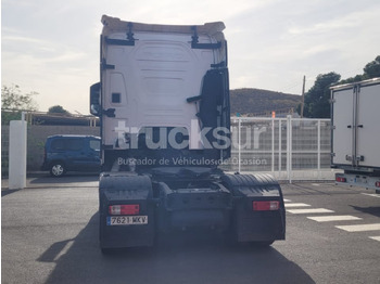 Tracteur routier FORD F-MAX 500: photos 5