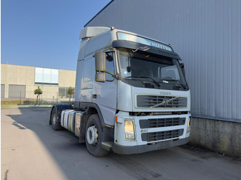 Tracteur routier VOLVO FM 330