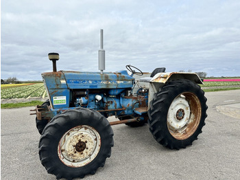 Tracteur agricole FORD