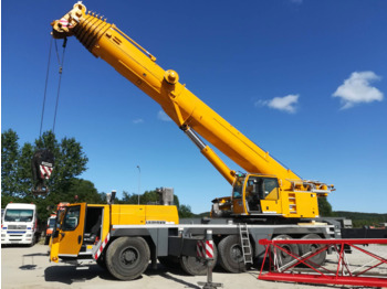 Grue mobile LIEBHERR