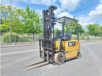 Chariot élévateur électrique CATERPILLAR EP