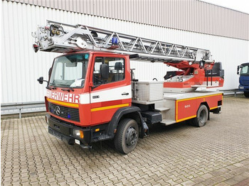 Camion de pompier MERCEDES-BENZ