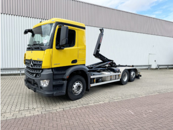 Camion ampliroll MERCEDES-BENZ Arocs 2642