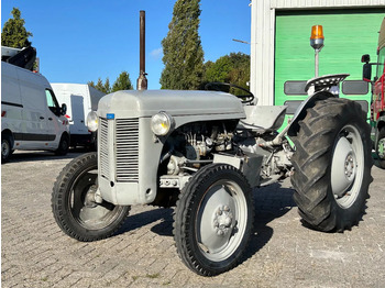 Tracteur agricole MASSEY FERGUSON