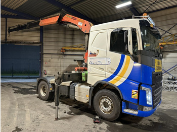 Camion grue VOLVO FH 540