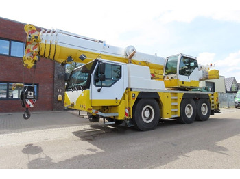 Grue tout-terrain LIEBHERR LTM 1055-3.2