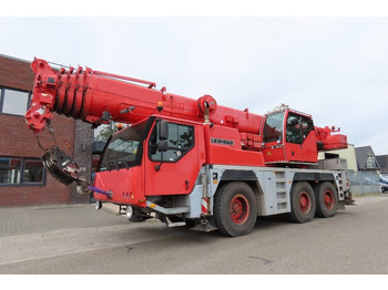 Grue tout-terrain LIEBHERR LTM 1055-3.2