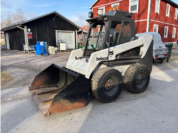 Chargeuse sur pneus BOBCAT