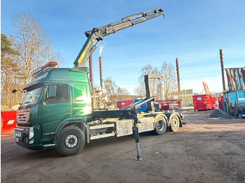 Camion ampliroll VOLVO FM