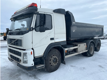 Camion plateau VOLVO FM9