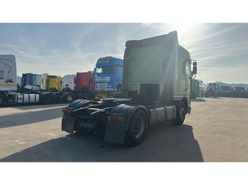 Tracteur routier DAF XF 95.430 (EURO 2 / MANUAL PUMP / POMPE MANUELLE / BOITE MANUELLE): photos 5