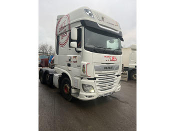 Tracteur routier DAF XF 530