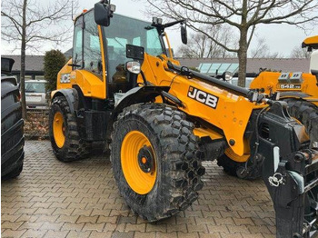 Chargeuse sur pneus JCB TM320