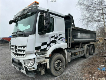 Camion benne MERCEDES-BENZ Arocs