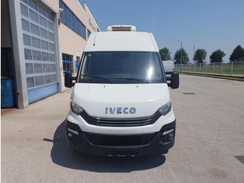 Transport de personnes IVECO Daily 35s14