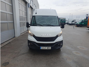 Transport de personnes IVECO Daily 35s16