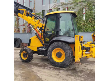 Tractopelle JCB 3CX