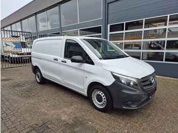 Fourgonnette MERCEDES-BENZ Vito 111