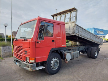 Camion benne VOLVO FL10