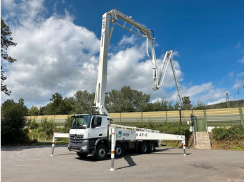 Camion malaxeur MERCEDES-BENZ Arocs 4142