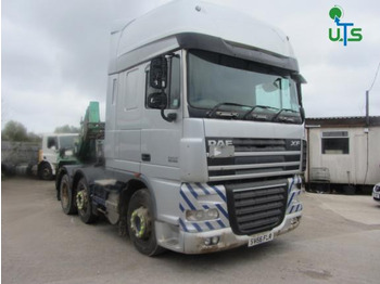 Camion DAF XF 105 460