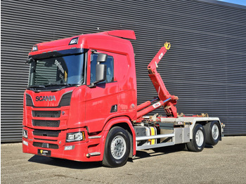 Camion ampliroll SCANIA R 520