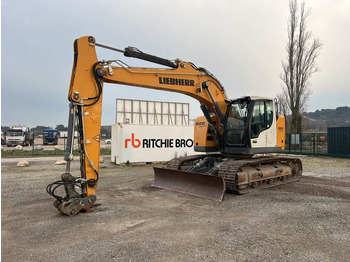 Pelle sur chenille LIEBHERR R 926