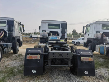 Tracteur routier SINOTRUK HOWO