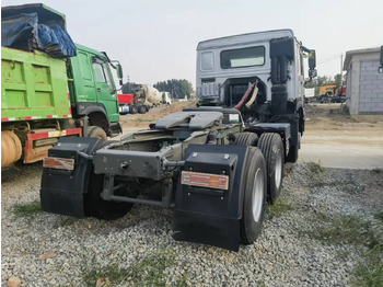 Tracteur routier SINOTRUK HOWO