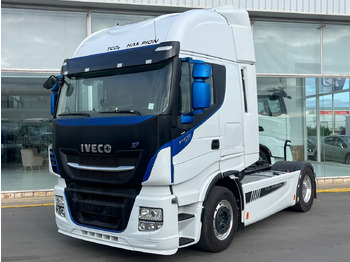 Tracteur routier IVECO