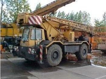 Grue tout-terrain LIEBHERR LTM 1030