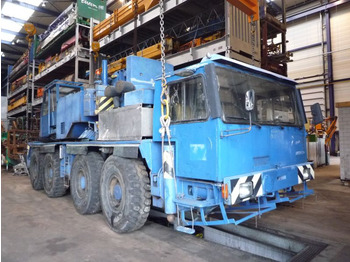 Grue tout-terrain LIEBHERR LTM 1070