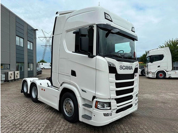 Tracteur routier SCANIA S 500