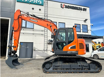 Pelle sur chenille DOOSAN DX140LCR-5