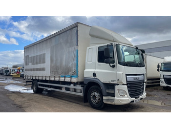 Camion à rideaux coulissants DAF CF