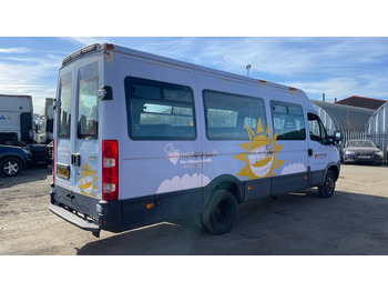 Minibus, Transport de personnes IVECO DAILY 40C12: photos 4