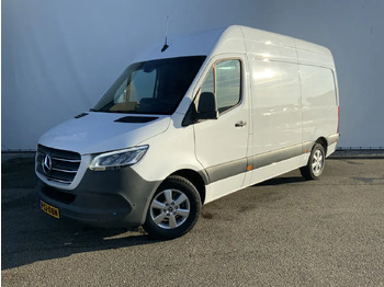 Fourgon utilitaire MERCEDES-BENZ Sprinter 319