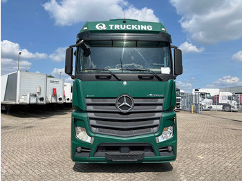 Tracteur routier Mercedes-Benz Actros 1845 BigSpace: photos 2