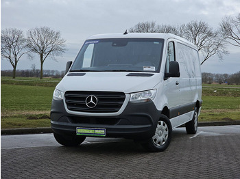 Fourgonnette MERCEDES-BENZ Sprinter 319