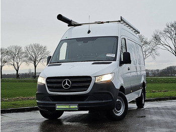 Fourgon utilitaire MERCEDES-BENZ Sprinter 319