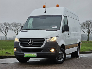 Fourgon utilitaire MERCEDES-BENZ Sprinter 516