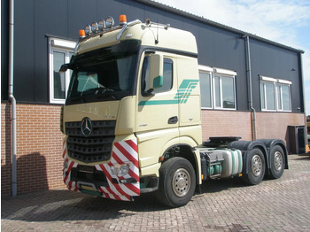 Tracteur routier MERCEDES-BENZ Arocs 3351