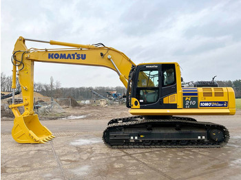 Pelle sur chenille KOMATSU PC210LC-10