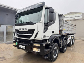 Camion benne IVECO Trakker