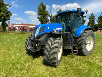 Tracteur agricole NEW HOLLAND T7.220