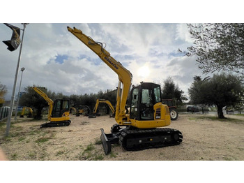 Mini pelle KOMATSU PC80MR-5